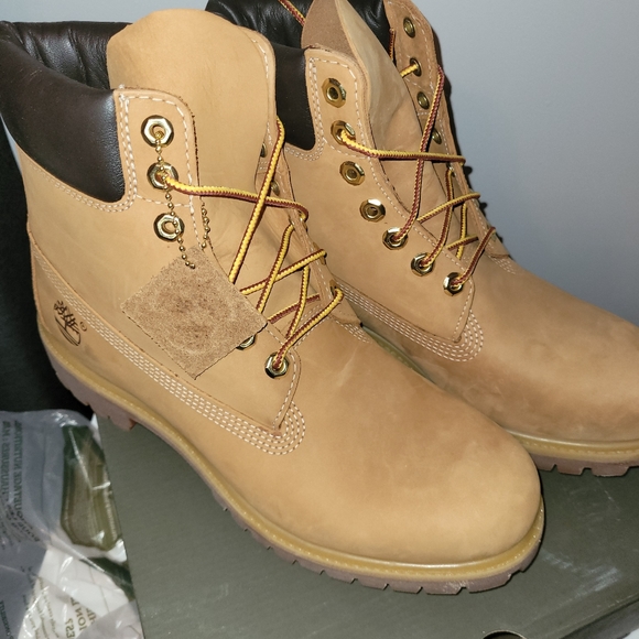 Timberland Other - 100% AUTHENTIC Timberland Premium 6 In Waterproof Boot Nubuck SIZE 9 BRAND NEW